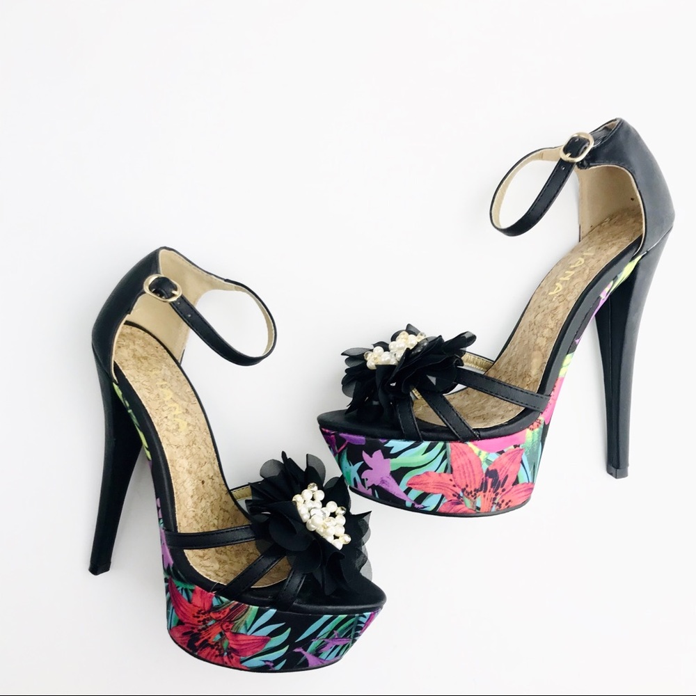 Chic Tropical Platform Heels